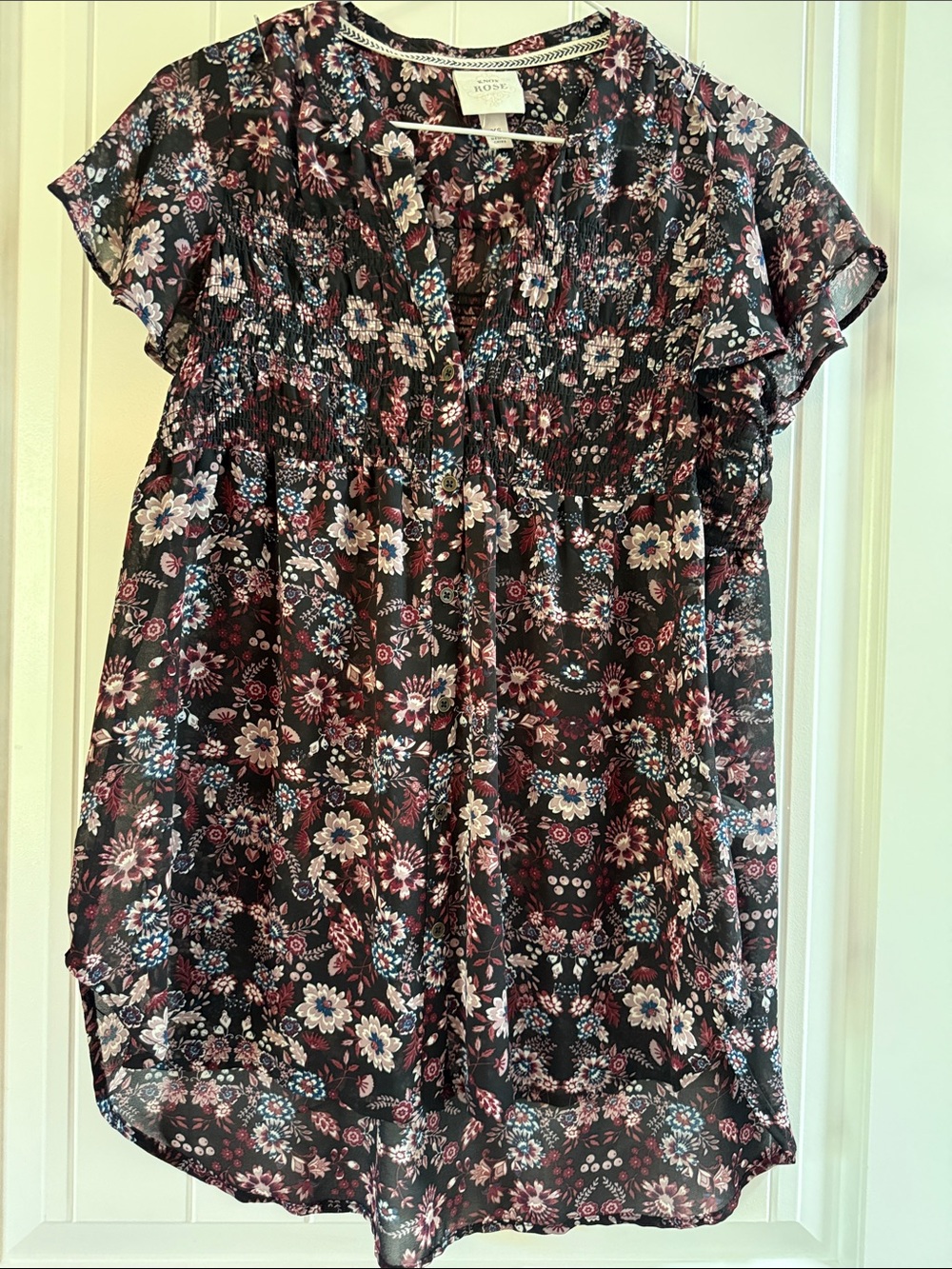 Knox Rose Black Floral Smocked Flutter Sleeve Top